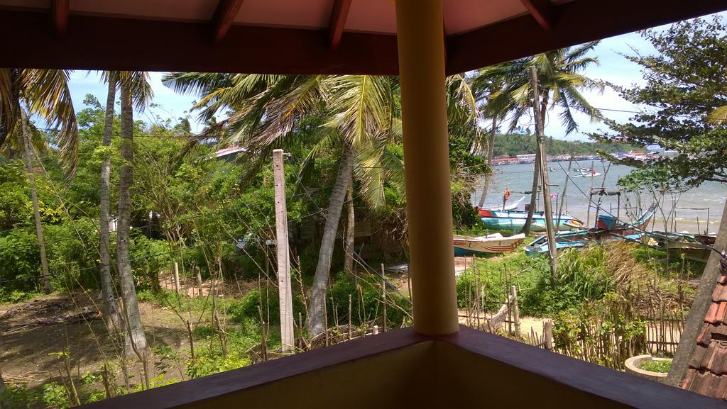 Private Beach House In ミリッサ エクステリア 写真